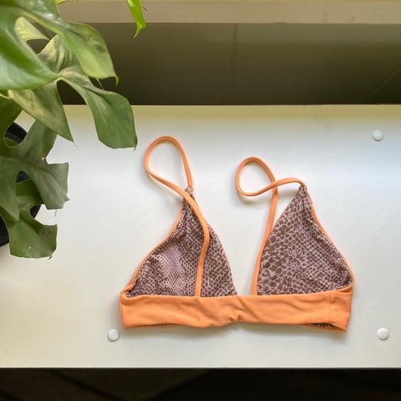 Acacia Swimwear - Picture 2 of 2